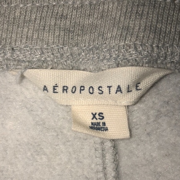 (2) Aeropostale sweatpants - Picture 3 of 5